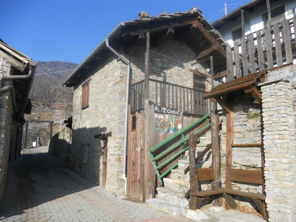 Agriturismo Fiorendo Pinerolo Luaran gambar